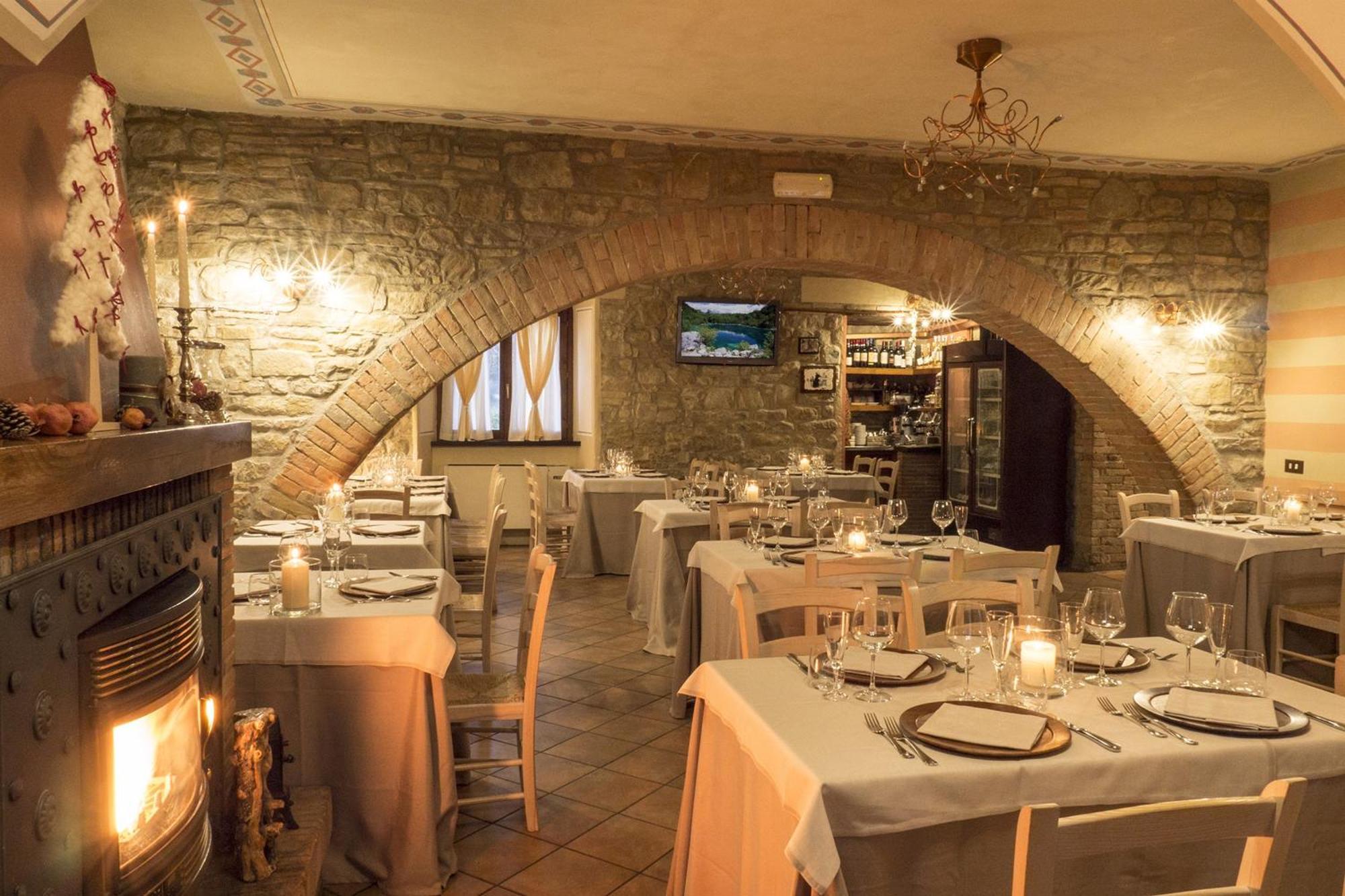 Il Melograno Agriturismo & Spa Pianello  外观 照片