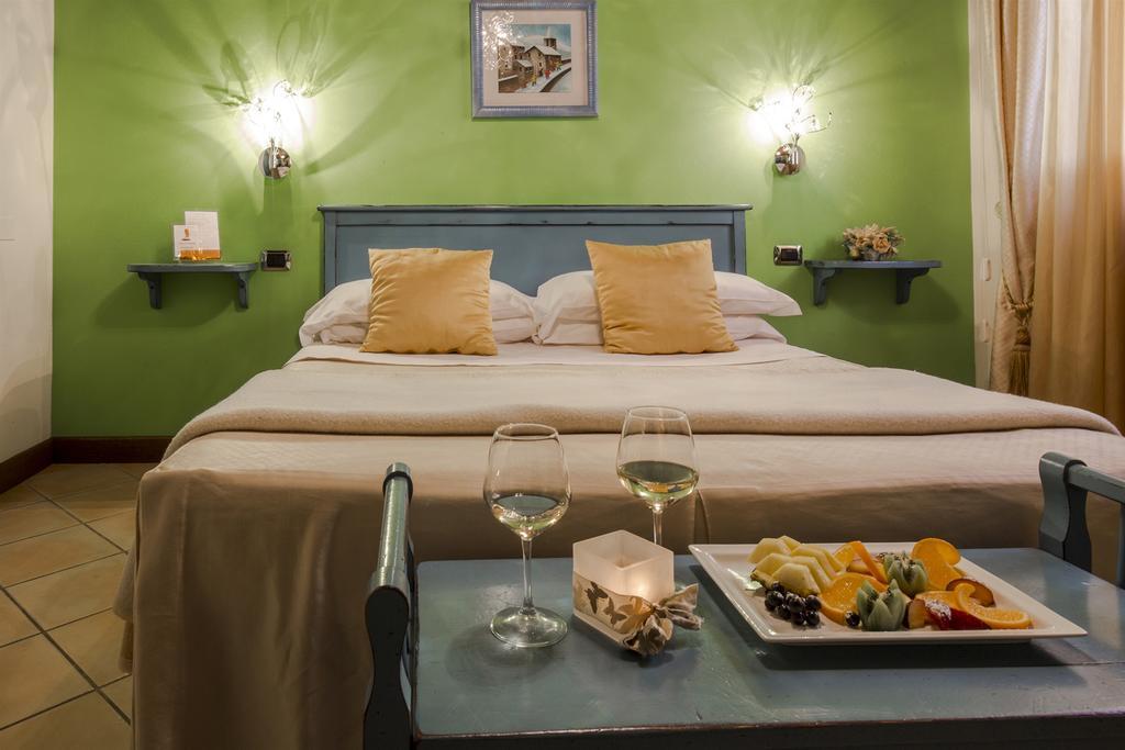 Il Melograno Agriturismo & Spa Pianello  外观 照片